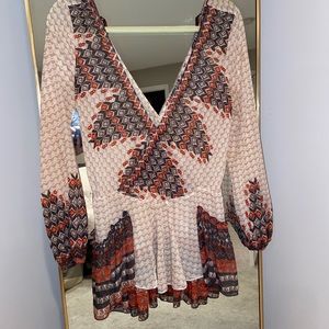 Beautiful free people blouse-y low cute top. Fall